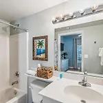 Shores Of Panama 521 - 2 Bedroom Bunks Sleeps 6, Reserved Parking! Condo