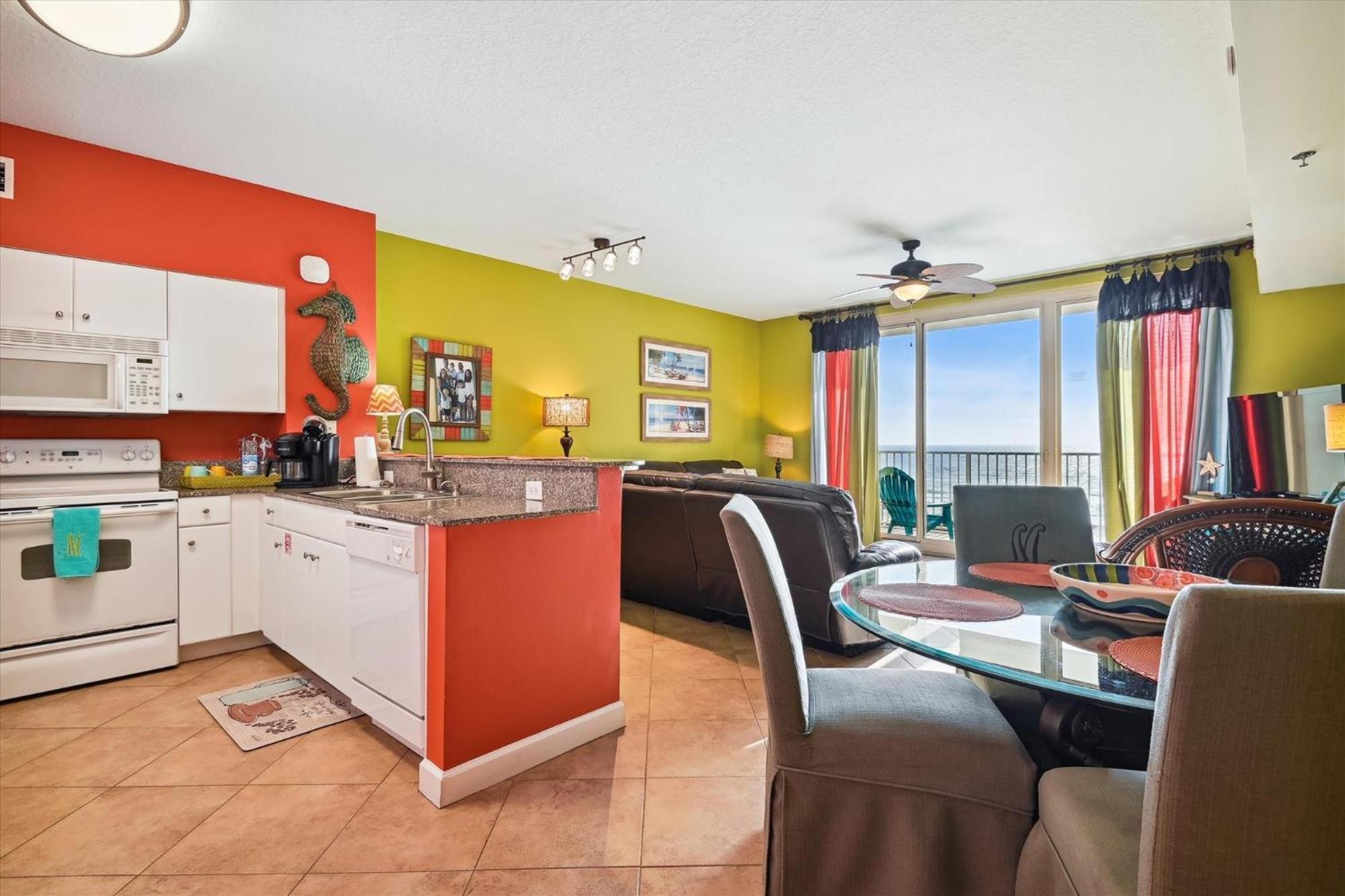 Shores Of Panama 521 - 2 Bedroom Bunks Sleeps 6, Reserved Parking! Apartment