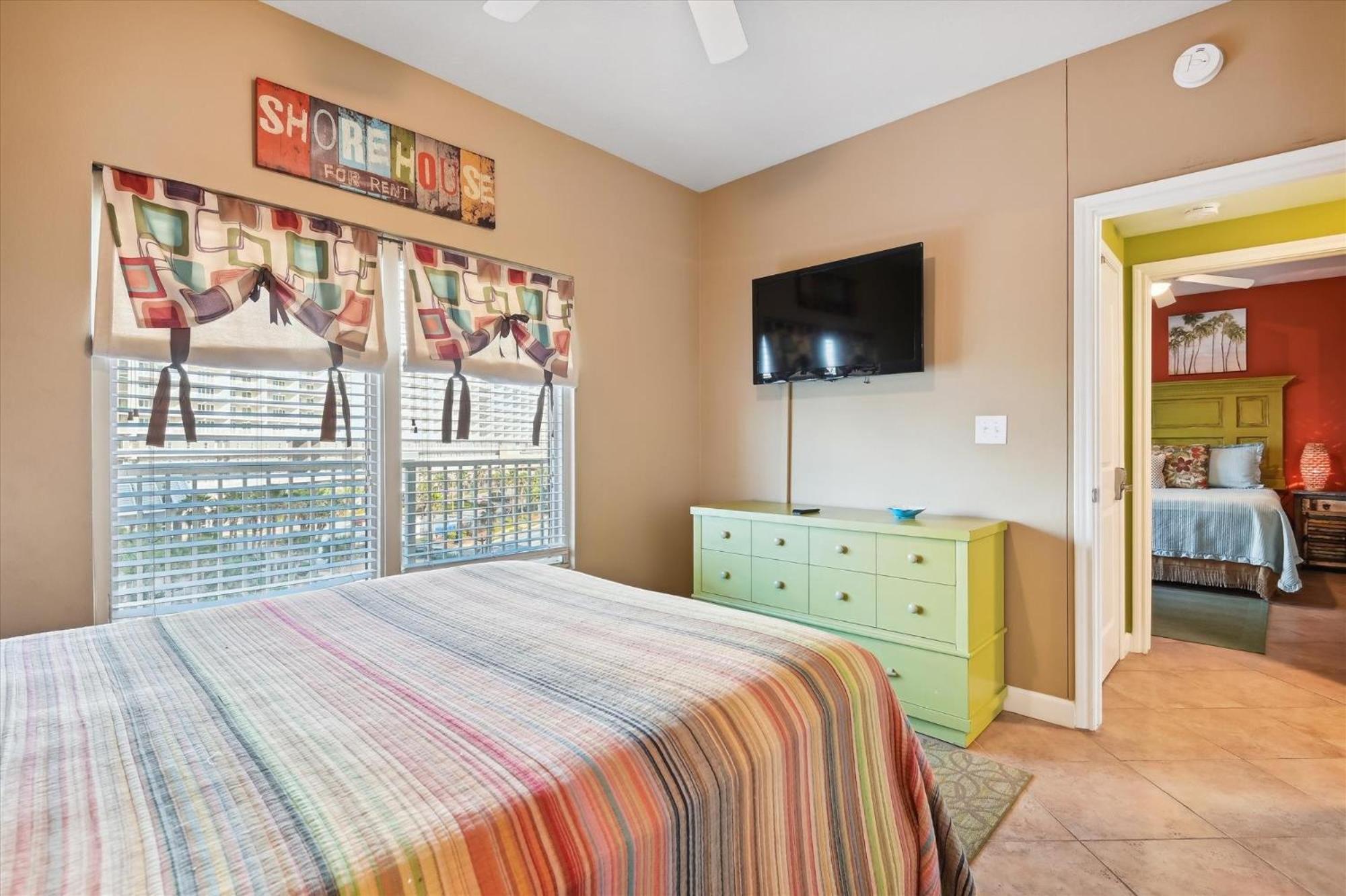 Apartment Shores Of Panama 521 - 2 Bedroom Bunks Sleeps 6, Reserved Parking! *