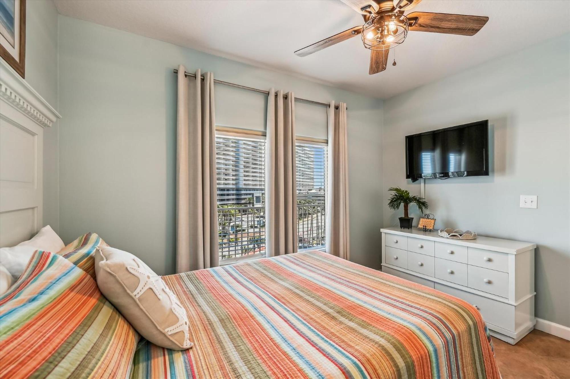 Shores Of Panama 521 - 2 Bedroom Bunks Sleeps 6, Reserved Parking! Panama City Beach