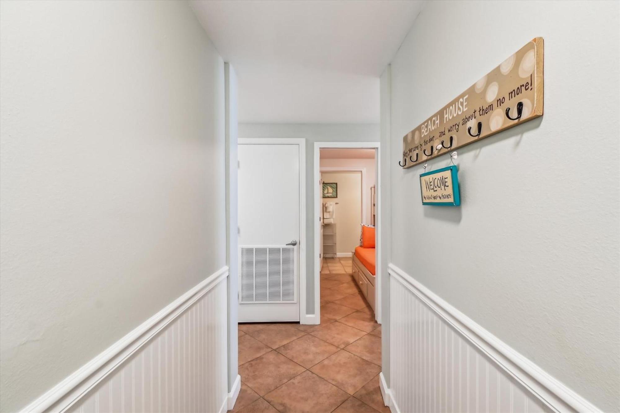 Shores Of Panama 521 - 2 Bedroom Bunks Sleeps 6, Reserved Parking!